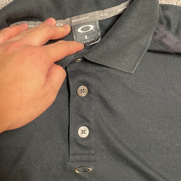 Oakley Men's Large Golf Shirt - Picture 2 of 6